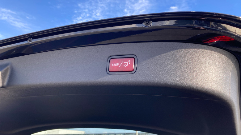 Mercedes-Benz GLC 300e 4Matic Urban Edition 5dr 9G-Tronic Estate